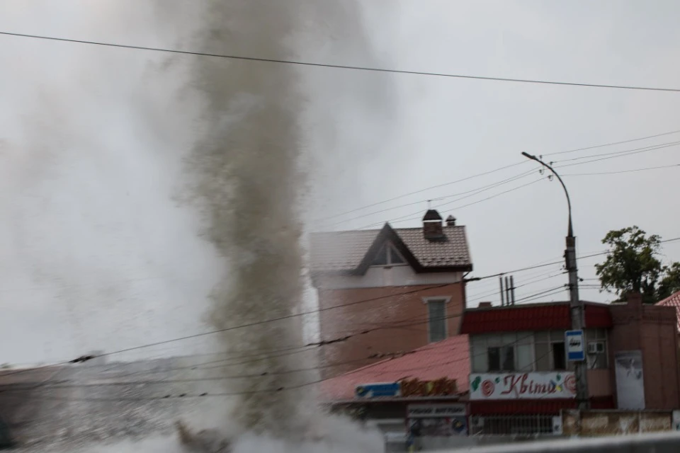 Фото: Стас Юрченко, Ґрати
