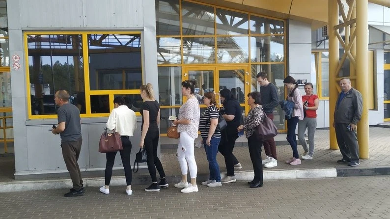 КПП Довжани, Білорусь, спосіб повернутись в Україну з окупованої Луганщини. Фото: Суспільне.Волинь