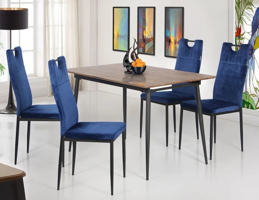 Фото https://aklas.ua/. Комплект стульев AMF