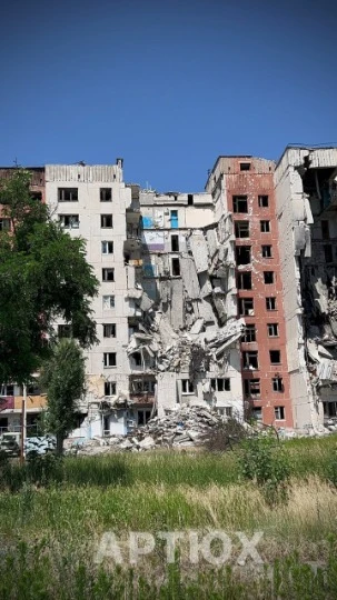 Зруйнований будинок в тимчасово окупованому Рубіжному