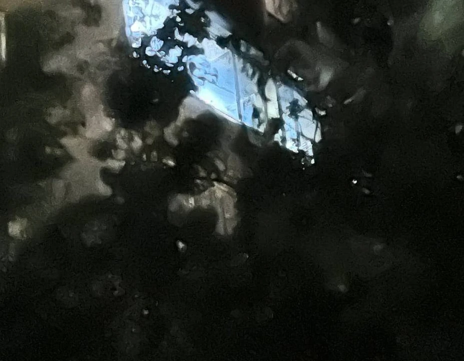 Наслідки падіння уламків у Шевченківському районі Києва під час повітряної атаки 13 липня