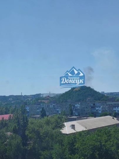 Прильоти в тимчасово окупованому Донецьку в районі заводу Топаз