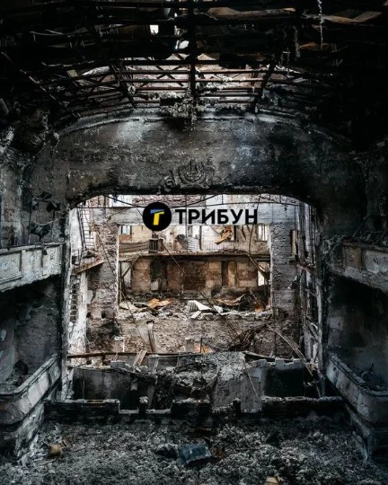 Вщент вигоріла будівля в Бахмуті