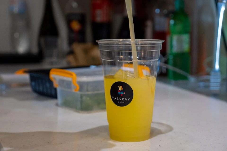 Фирменный лимонад под названием Турецкий