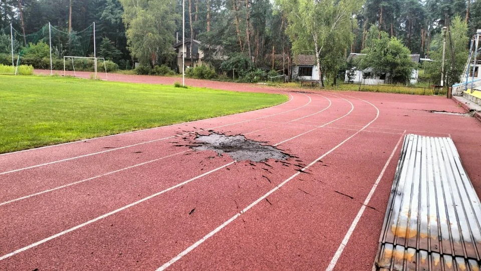 Наслідки прильоту на територію стадіону Олімп