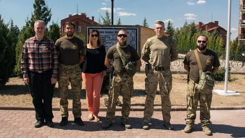 Єнс Альструп з українськими бійцями