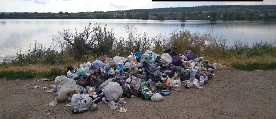 Луганськ у смітті