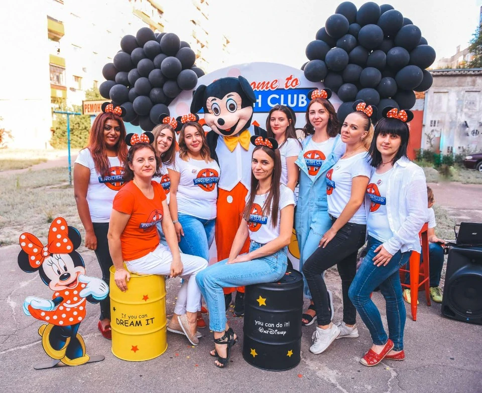 Колектив школи англійської мови “English club” в Сєвєродонецьку