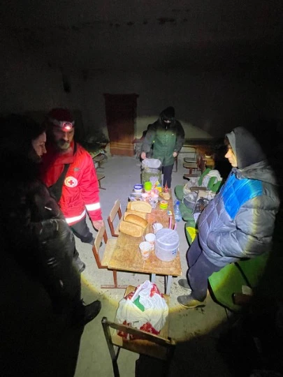 Робота з евакуацією і екстреною допомогою на фронті