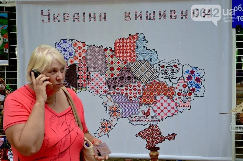 День Незалежності у Луганську, 2013 рік. Фото: 0642.uaДень Незалежності у Луганську, 2013 рік. Фото: