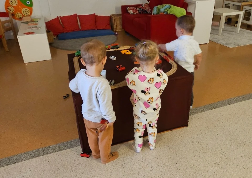 Українські діти в Швеції