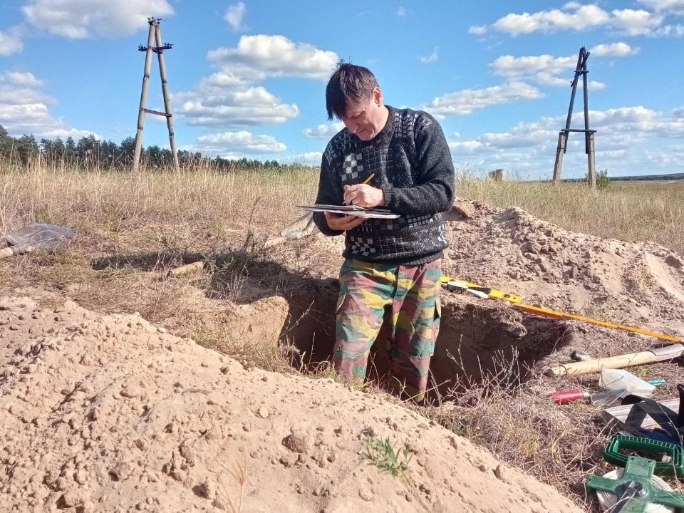 Археологічне дослідження Сергієм Теліженко