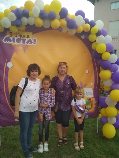 Олена Петрова