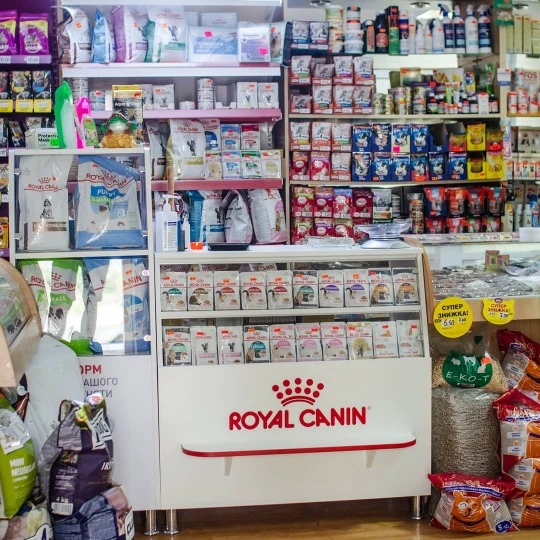 Так выглядел магазин при ветеринарной клинике