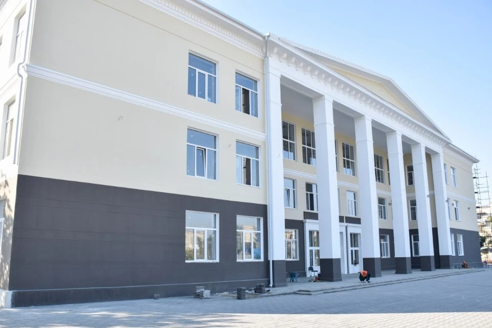 БК Будівельників в тимчасово окупованому Сєвєродонецьку, вулиця Федоренка, будинок 4Б