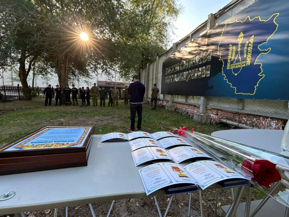 Нагороди до Дня захисників і захисниць
