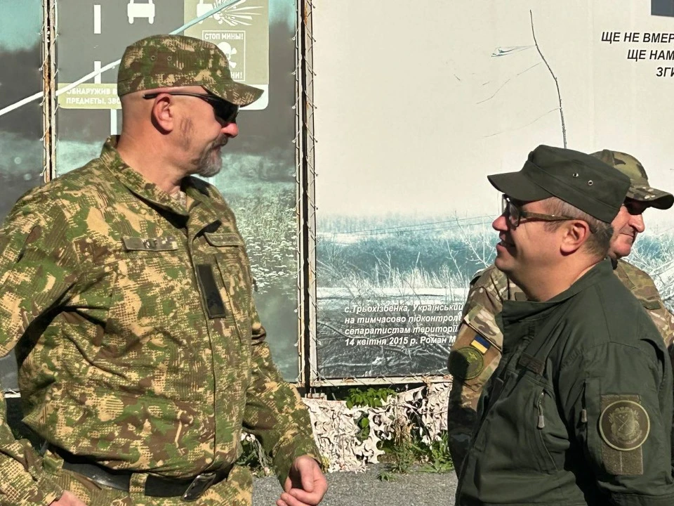 Військові
