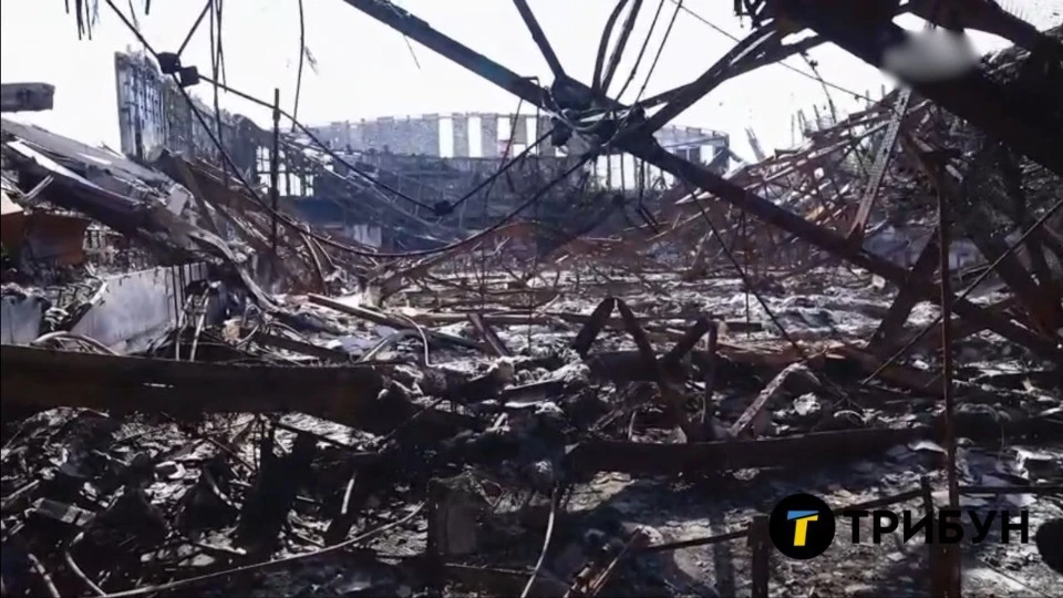 Руїни на місці Льодового палацу