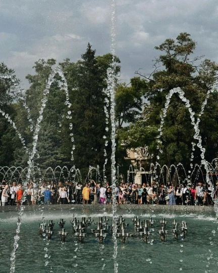 Park in Luhansk, 2023