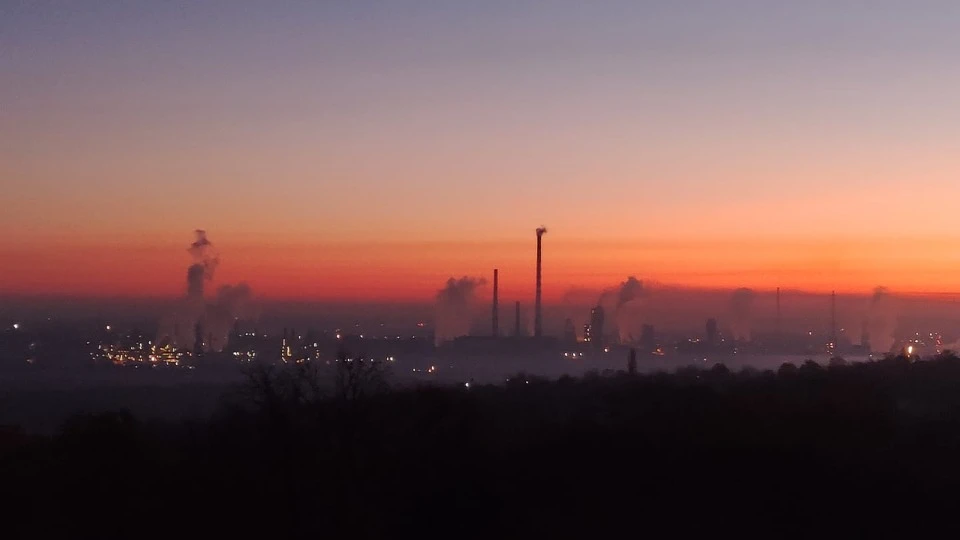 Захід сонця на Луганщині.  Фото: Павло Алейников