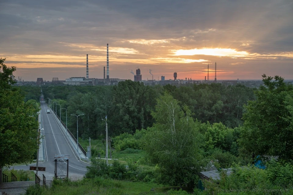 Вид із Лисичанська на Сєвєродонецьк. Фото: Павло Алейников