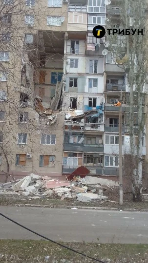 Рубіжне, вул. 30 років перемоги, буд. 4, обвалився 7 під'їзд