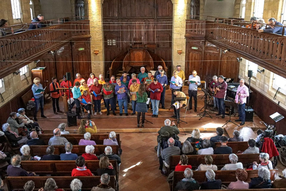Вячеслав Непран разом із дружиною співає у місцевому хорі