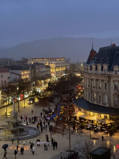 марш на річницю повномасштабного вторгнення у Франції