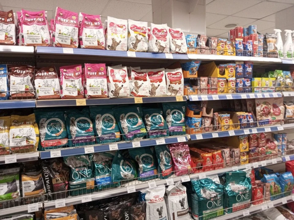 асортимент товарів в супермаркеті Матрьошка в м. Сєвєродонецьк