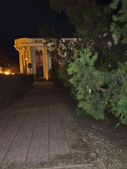 Жовта стрічка в окупованому Луганську