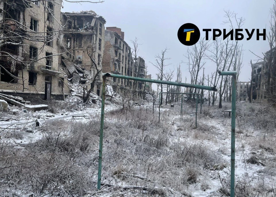 Окупований Бахмут, центр уїзду, сьогодні має такий вигляд