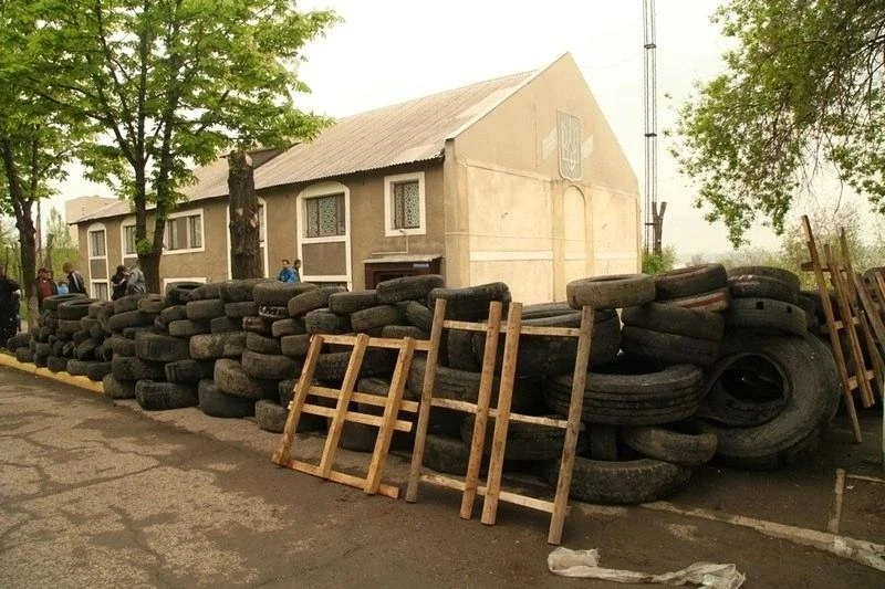 Захоплення 6 відділу УБОП, Кадіївка, 2 травня 2014