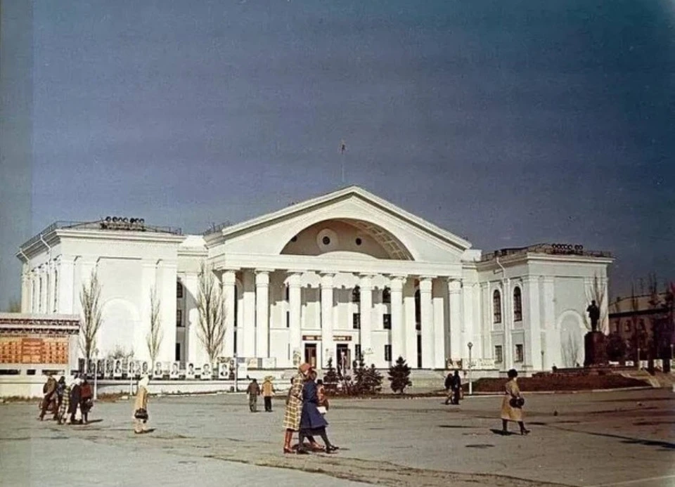 Палац культури хіміків 1963-1965 рр.