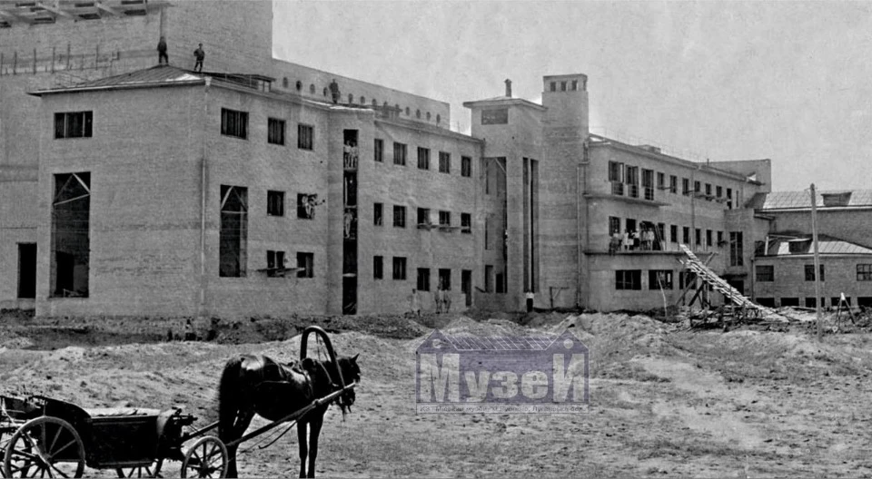 Палац культури у Рубіжному 1933 року