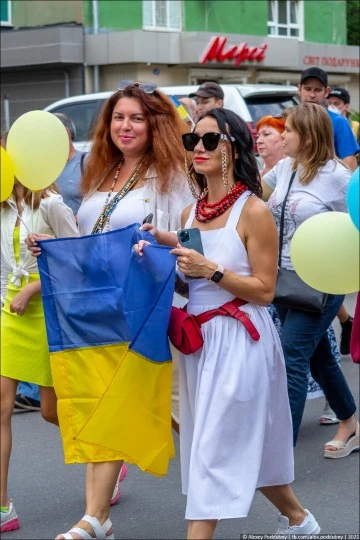 Людмила Сахно із однодумцями