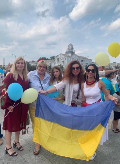 Людмила Сахно із однодумцями
