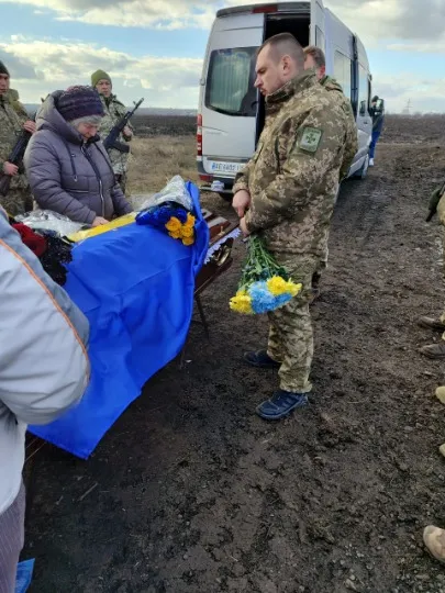 Поховання героя, луганського прикордонника Сергія Владикина