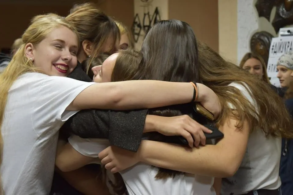 Ганна Саган зі студентами Сєвєродонецького коледжу культури і мистецтв імені Сергія Прокофʼєва