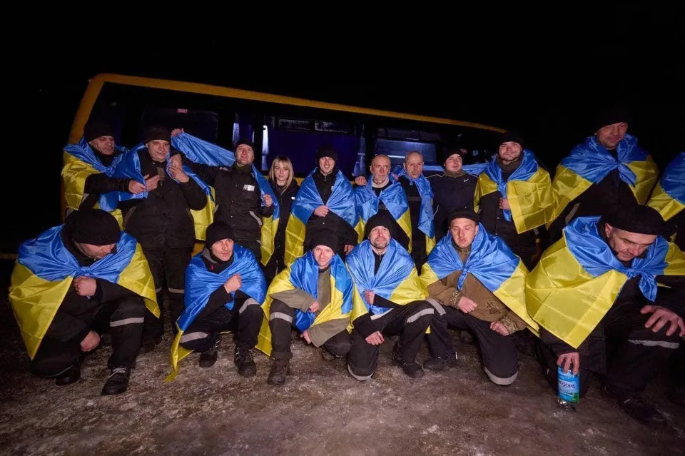 полонені вдома