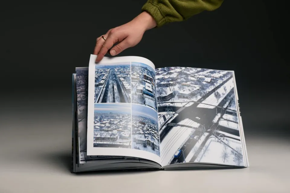 Книжка Мирослава Кобилянскього про Маріуполь