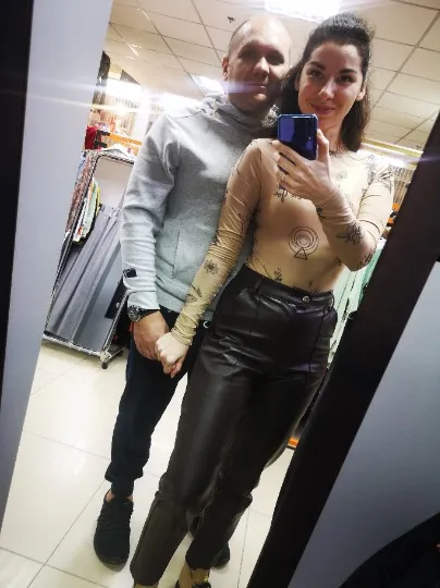 Владельцы магазина SaStell в Северодонецке, Александр и Стелла