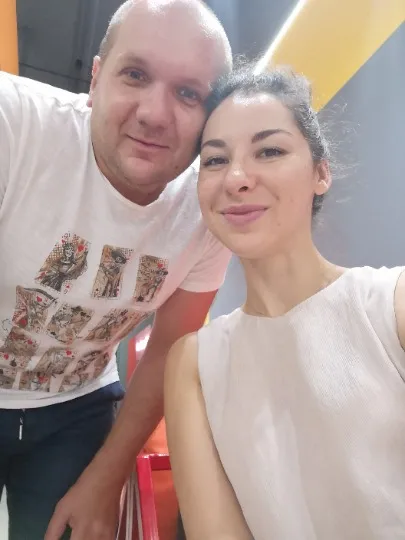 Владельцы магазина SaStell в Северодонецке, Александр и Стелла