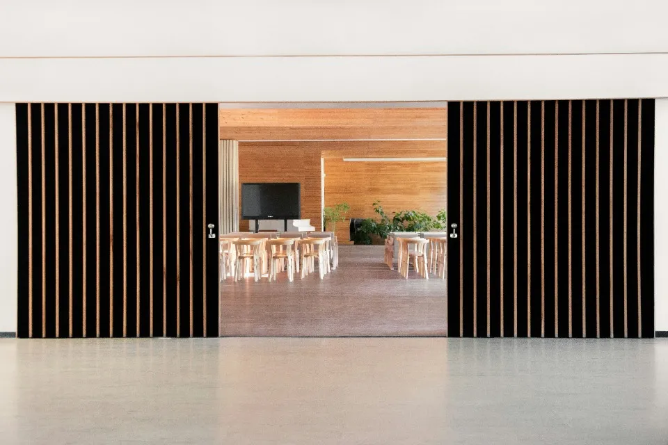 розсувні двері