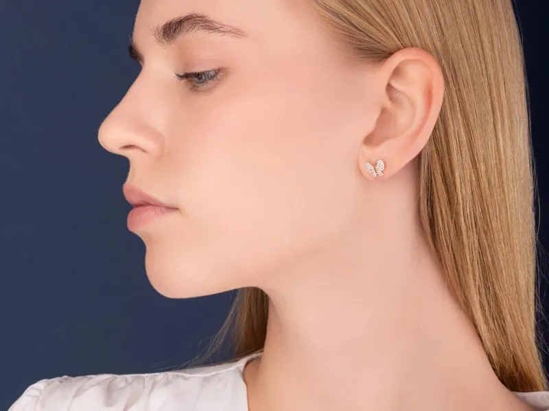 серьги-бабочки