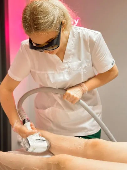 Майстриня лазерної епіляції Валерія Носенко в Рівному. Фото з власного архіву