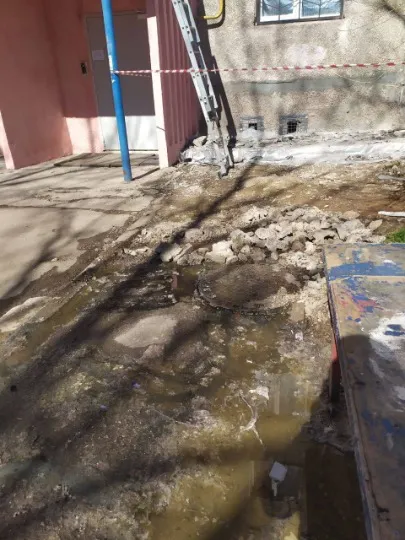 прориви в каналізації в Маріуполі