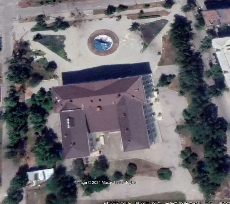 БК Будівельників в тимчасово окупованому Сєвєродонецьку, вулиця Федоренка, будинок 4Б