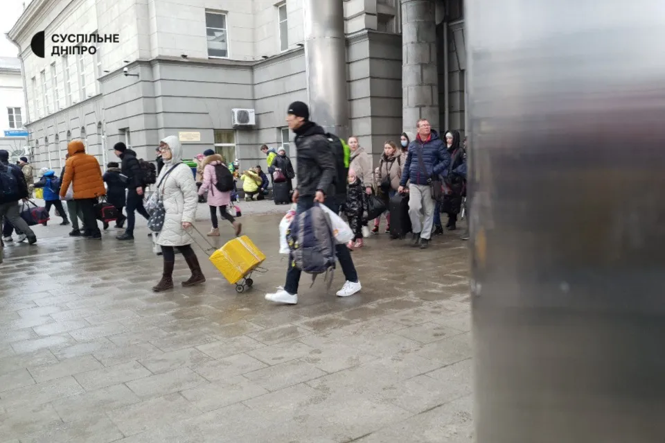 Вокзал у Дніпрі 2022 рік. Фото: Суспільне Донбас