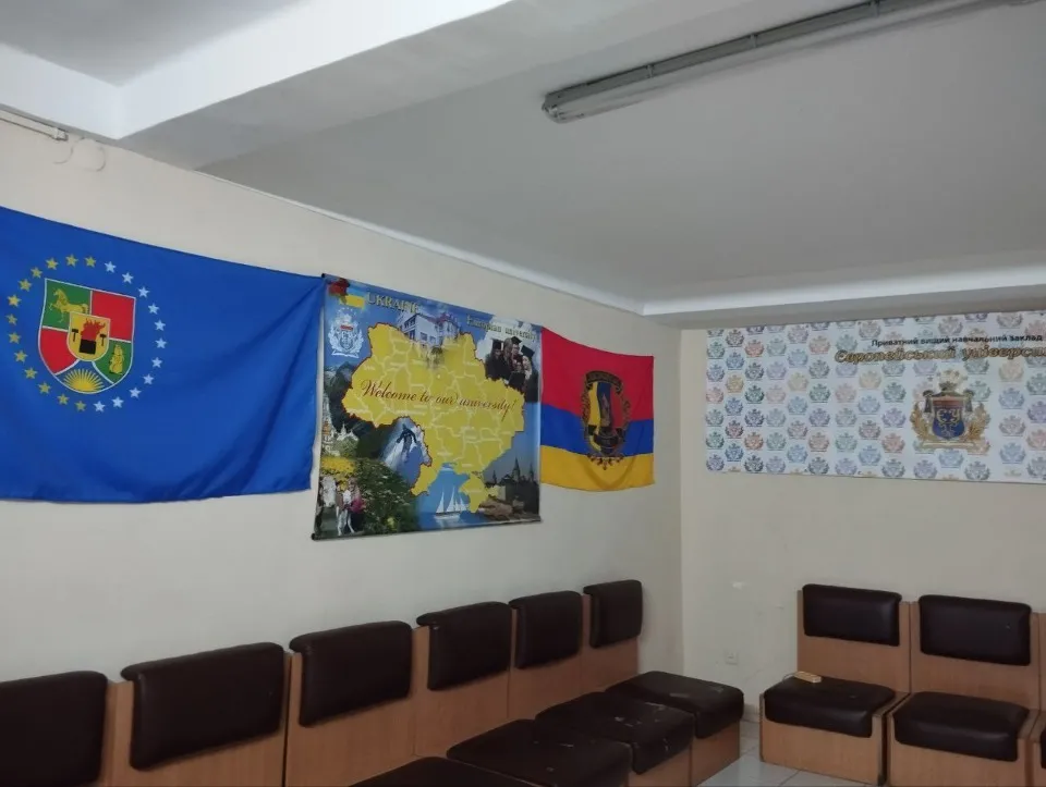 Уся діяльність шелтеру висвітлюється на сторінці на Facebook-сторінці.