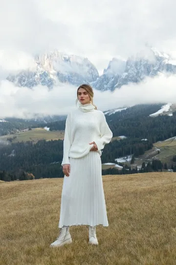 Білі спідниці